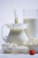 Натюрморт с молоком. Рекламная съемка для журнала, для интернета. Молоко