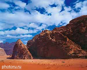 Иордания, Wadi Rum. Фототуризм. Путешествия в пустыне Вади Рам. Фото Юрия Афанасьева.