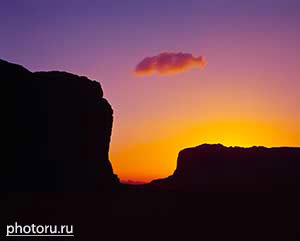 Иордания, Wadi Rum. Фототур. Закат в пустыне Вади Рам. Фото Юрия Афанасьева.
